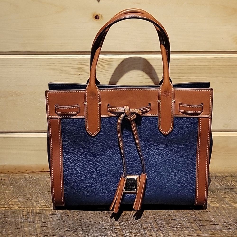 Dooney & Bourke handbag